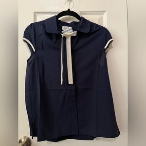NWT Tulip B Navy butterfly collar sheet Sleeve tie  Top